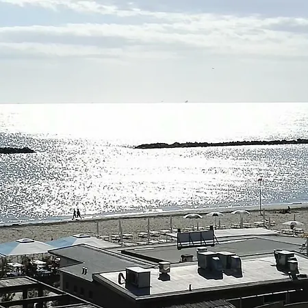 Adriatico Apartman *