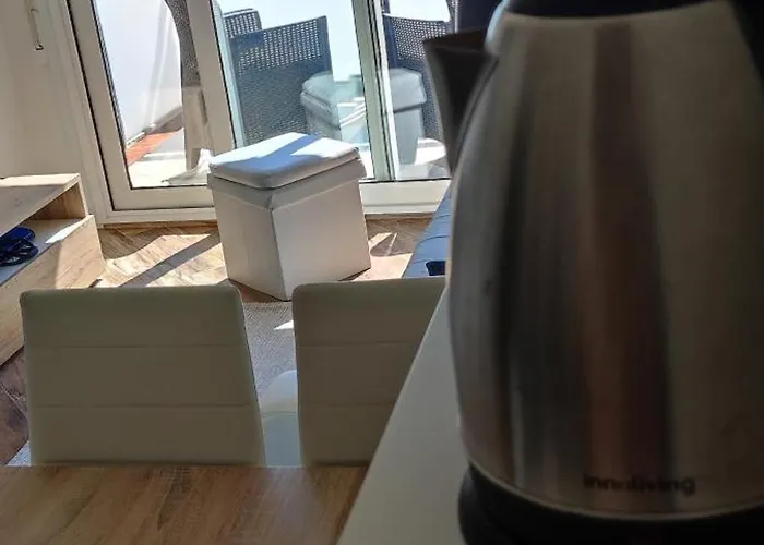 Adriatico Apartman *